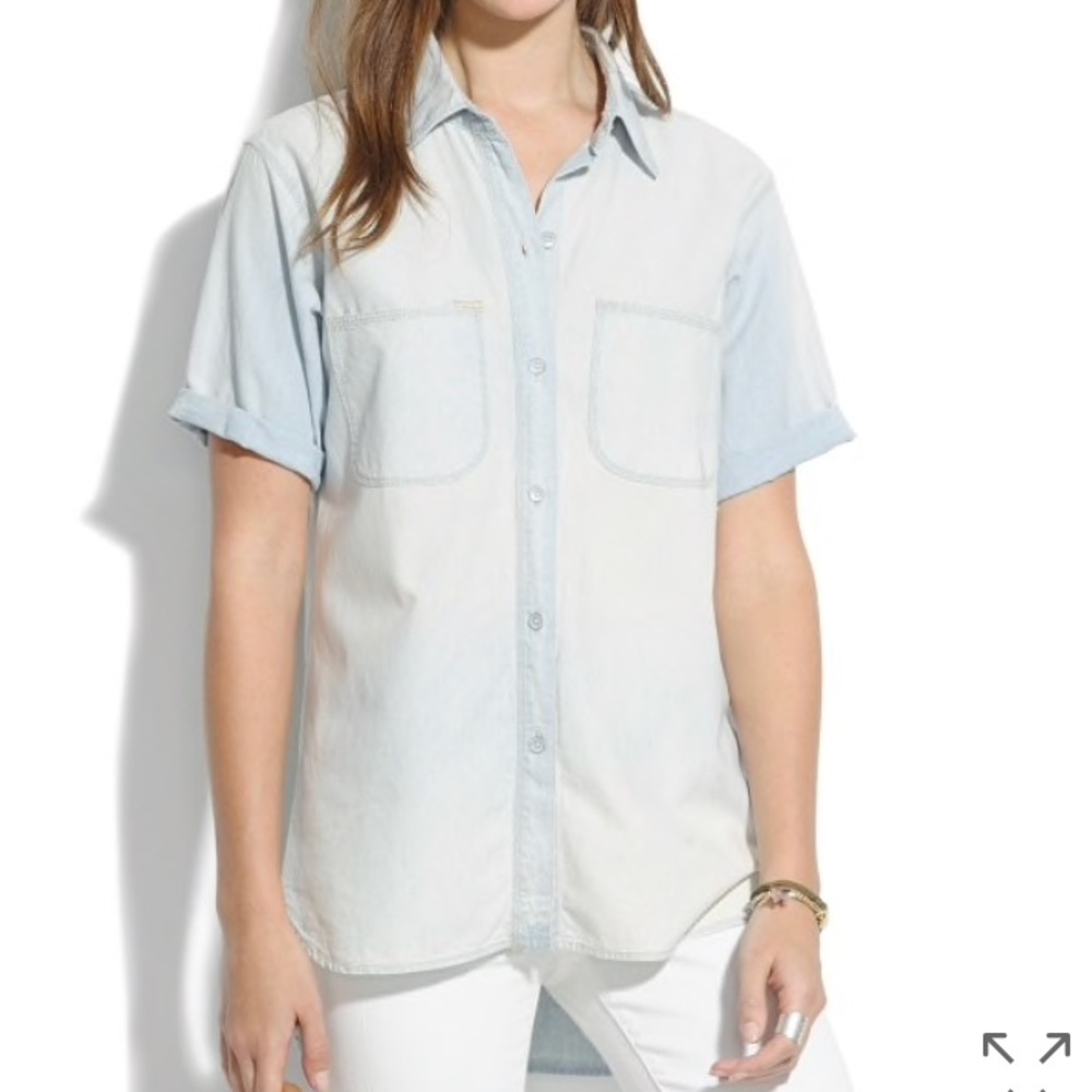 Madewell Ex-Boyfriend short sleeve chambray